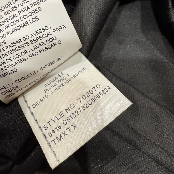 BNWT Puma Men Liga Soccer Jersey Black/White Size Medium Football Plain Shirt - Picture 6 of 6